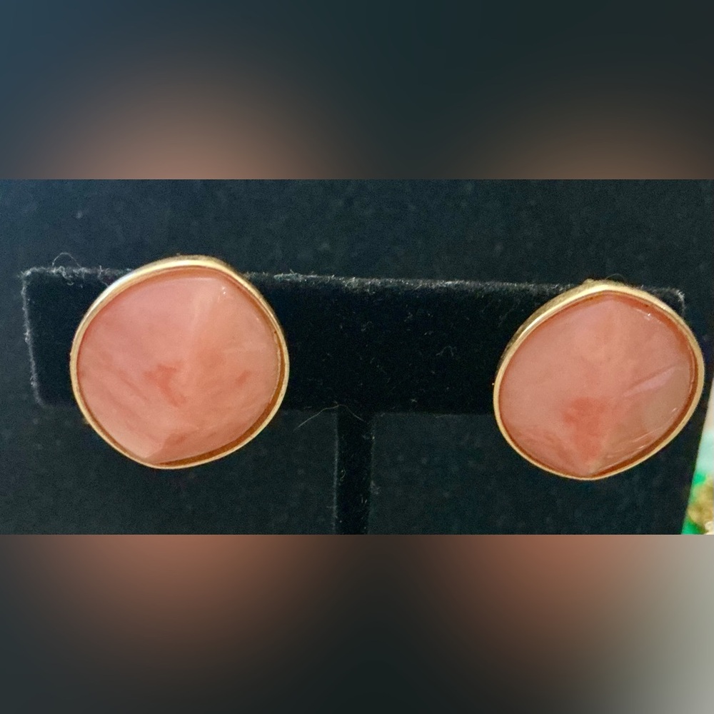 VINTAGE Pink and Gold Stud Earrings